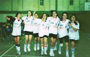 South American explorer: Nyree Taylor with her husband Steve and two boys Hayden and Brodie.