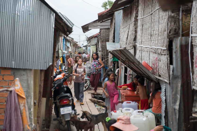 One of the slums in Phnom Penh, Cambodia. Source: Habitat for Humanity